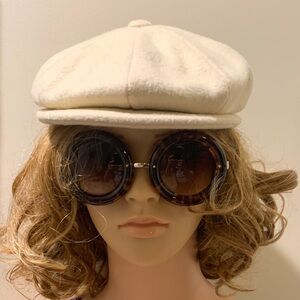 Cream 80% Wool Newsboy Cap Made in Italy M